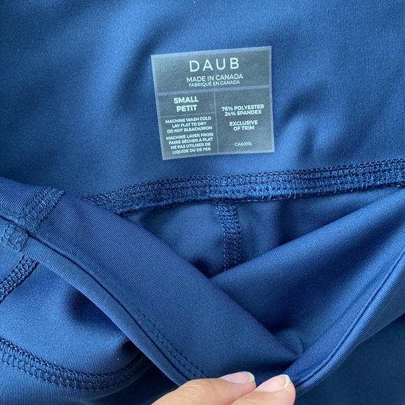 Pocket Legging in Navy + Periwinkle - Picture 9 of 9